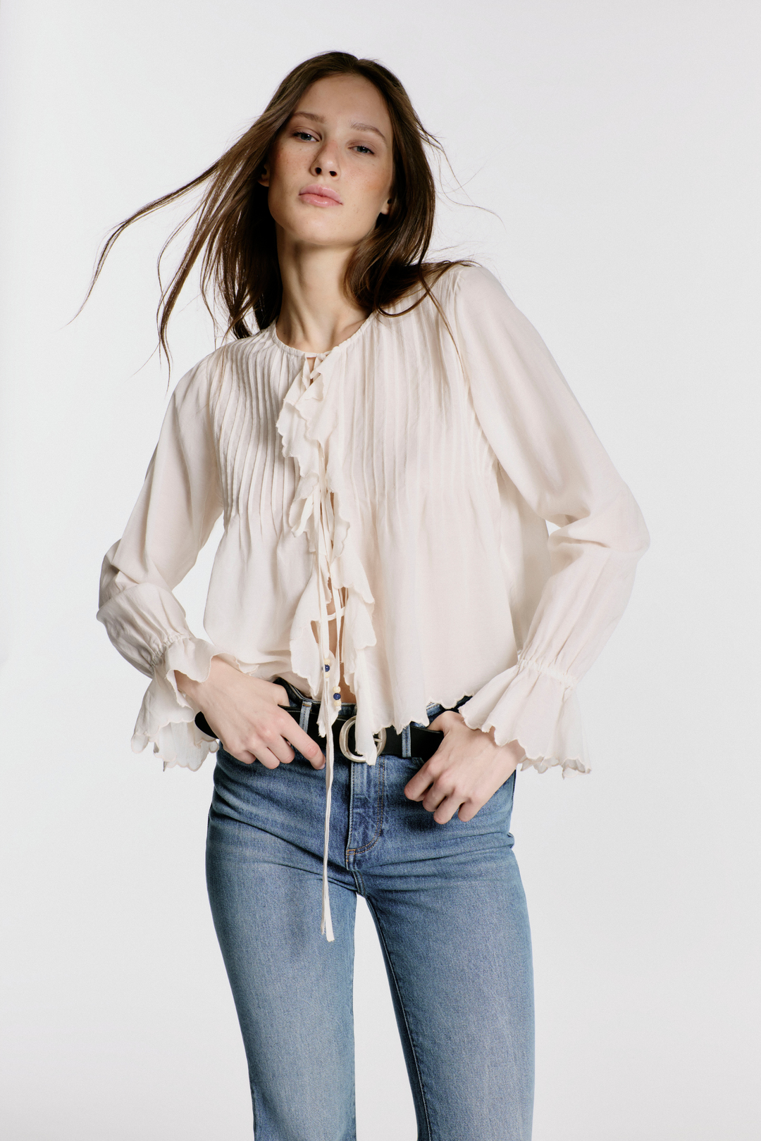ELIARA TOP 4875