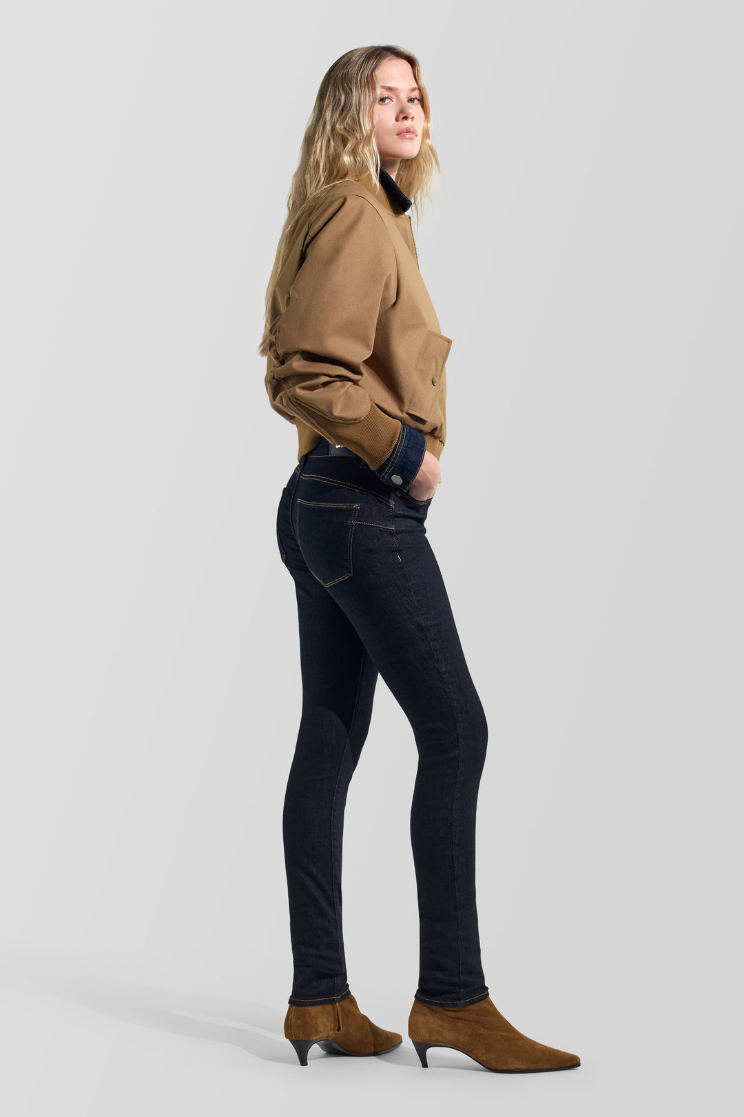BRITTY UP Z 10RO