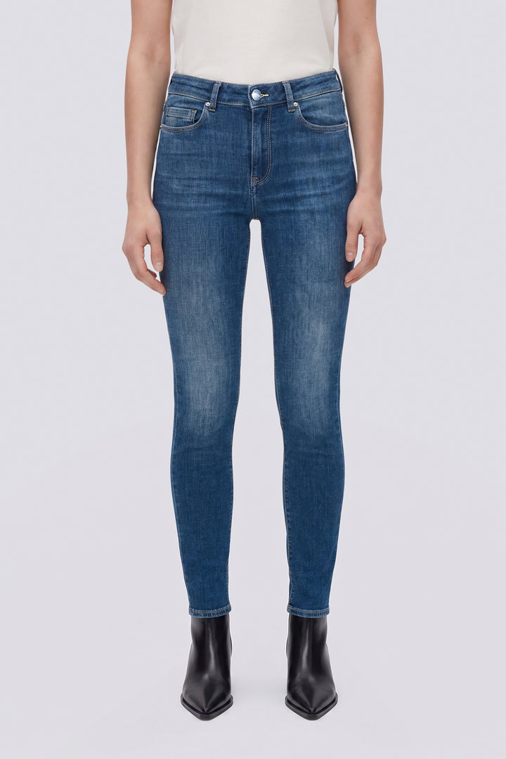 BRITTY UP Z 65MD