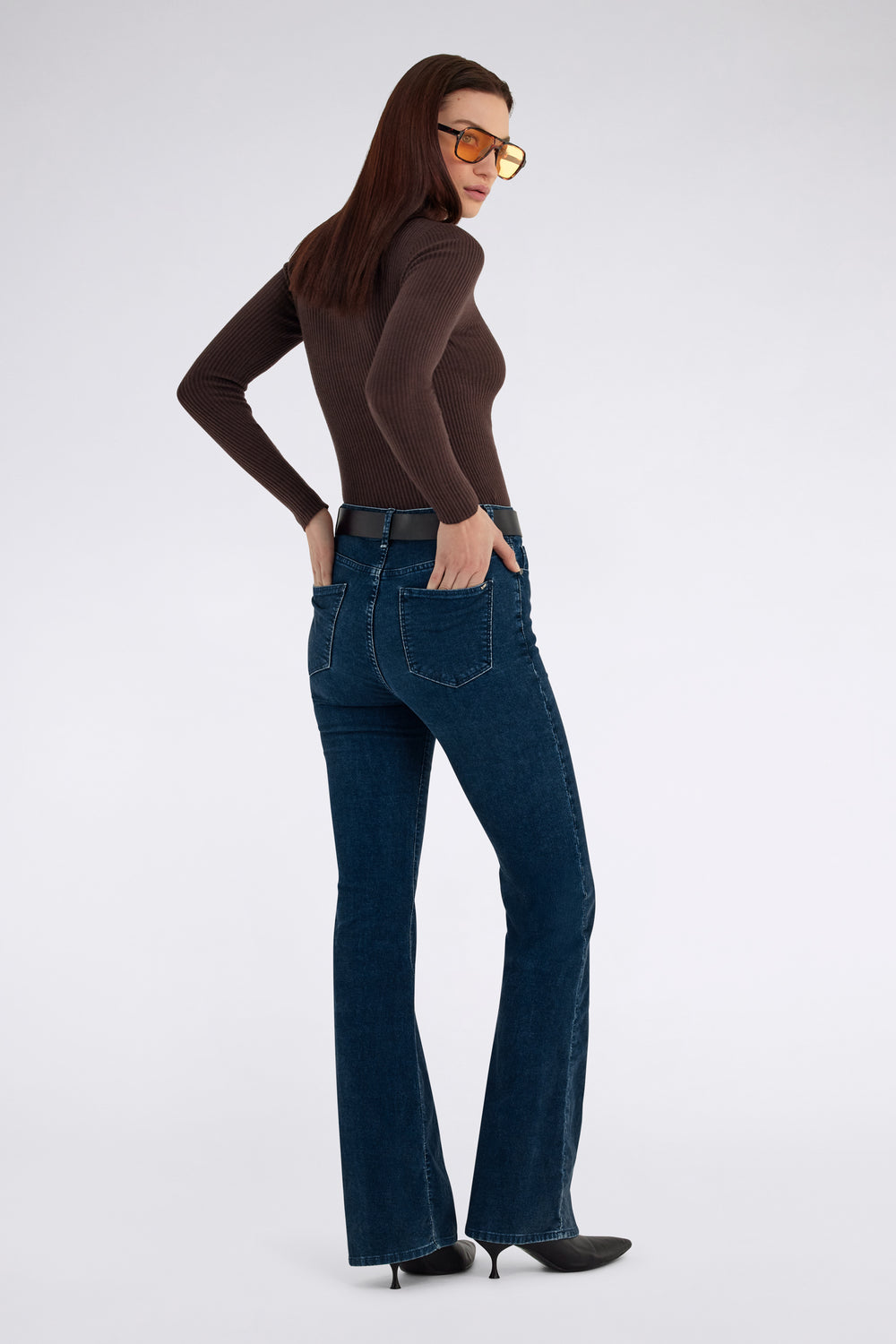 CAMILIA Z 64MM - Women's Flare Fit Jeans - secondary image