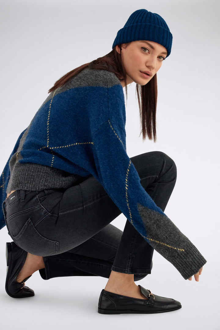 BRITTY UP Z CROP SPL 65BD