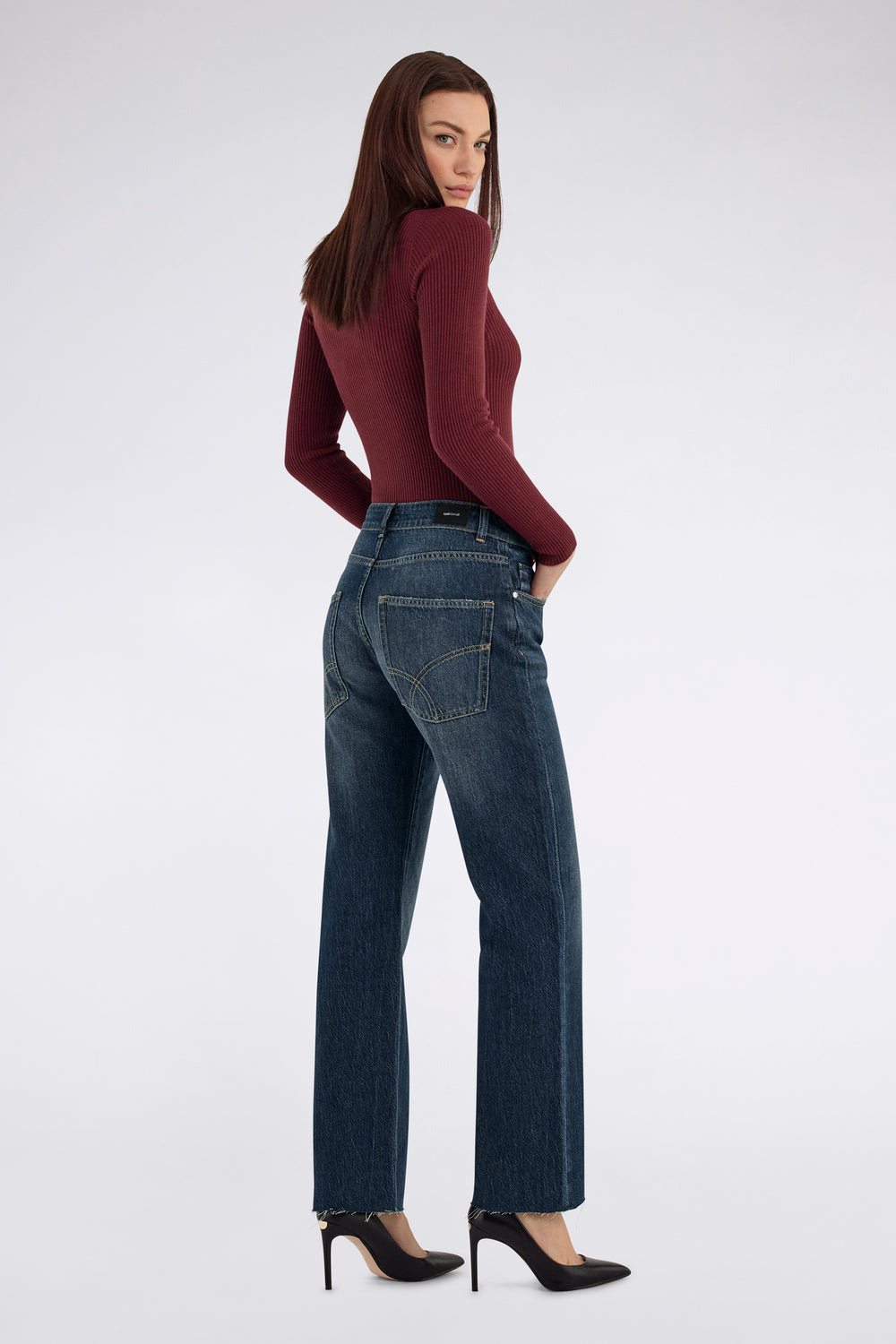 GREG STRAIGHT 43MD - Women's Straight Fit Jeans - secondary image