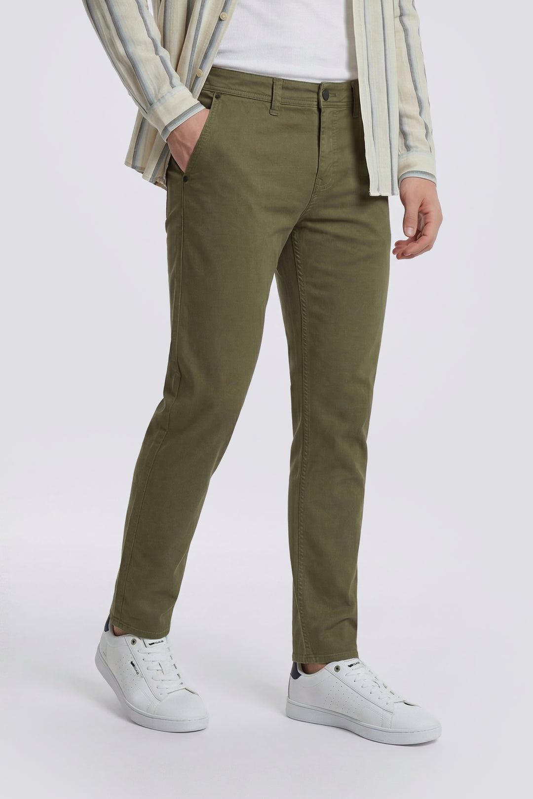 ALEX CHINO 3649