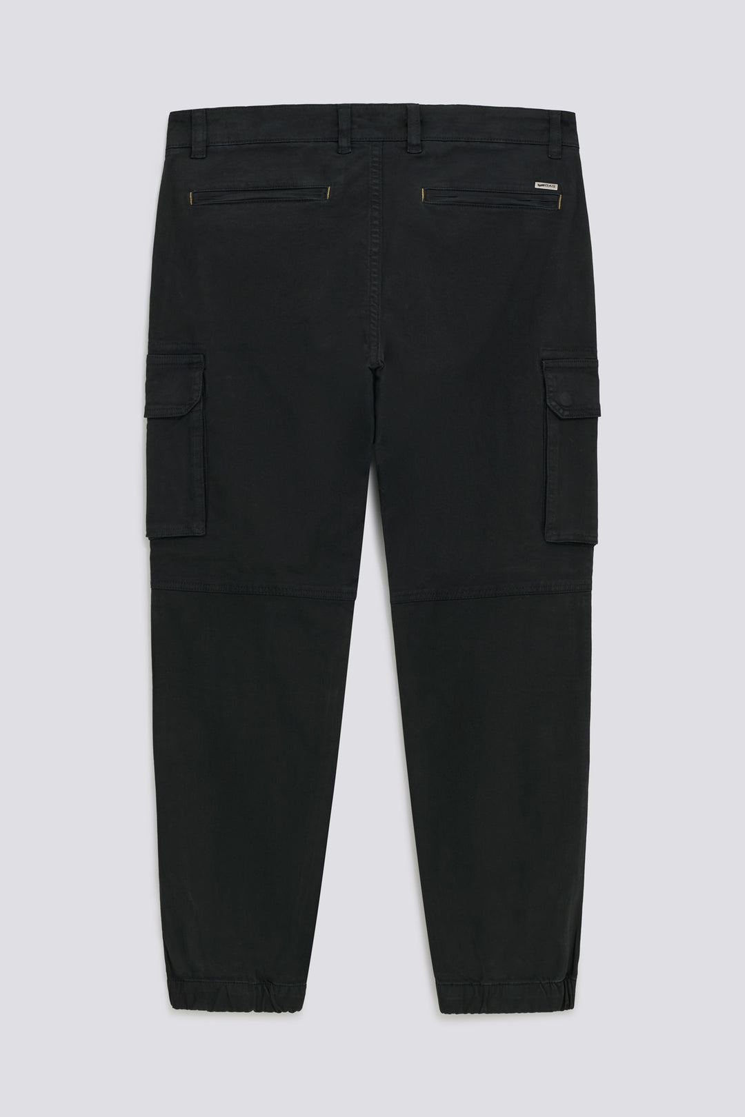 BOB GYM PKS W 0200