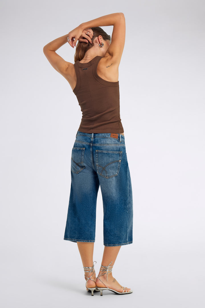 AMY JORTS 68MD