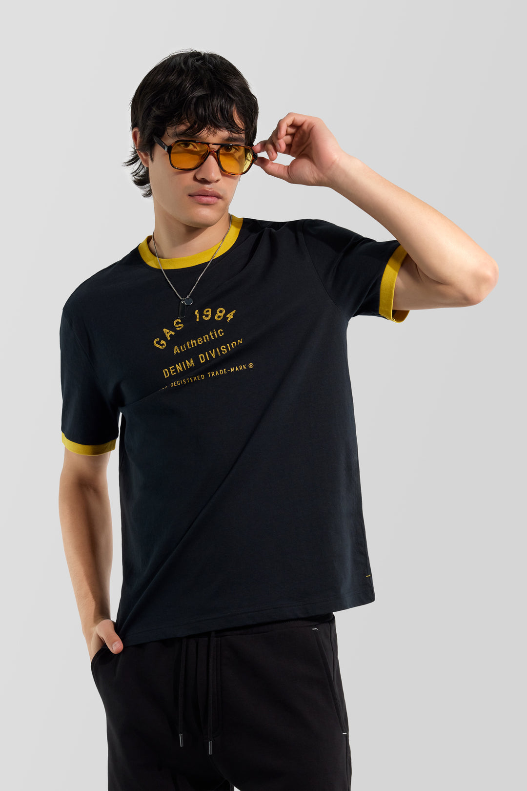 DHARIS M/C"AUTH." 0200