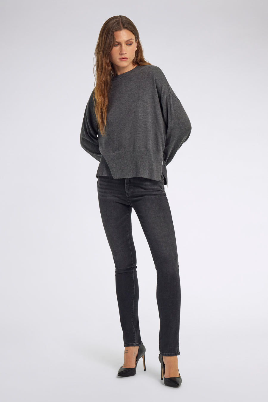 JULIETA ROUND 2937 - Women's regular fit gray sweater - main image