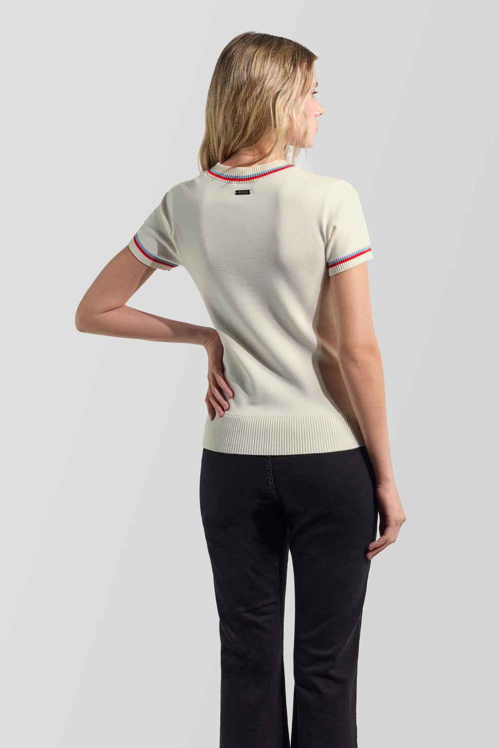 ARIELLE M/C 1029 - Women's white slim fit short-sleeve top - secondary image