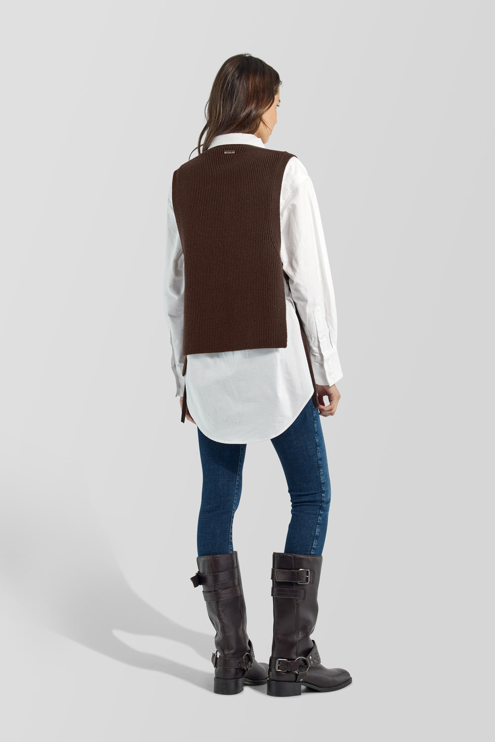 KATE GILET 4879 - Women's brown regular fit vest - secondary image