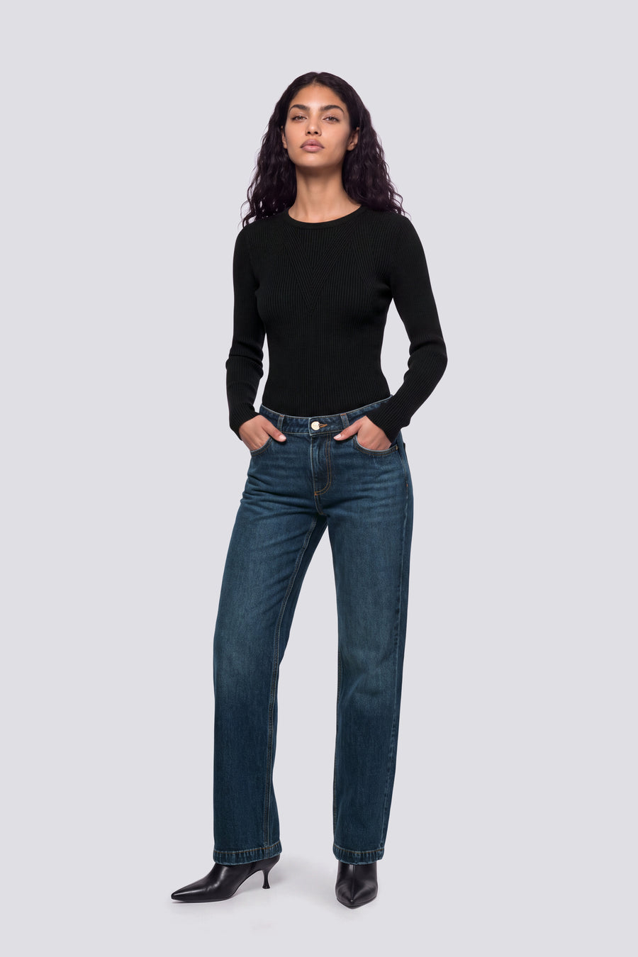 LUNA ROUND WK 0200 - Maglia tricot donna slim fit elegante e moderna - main image